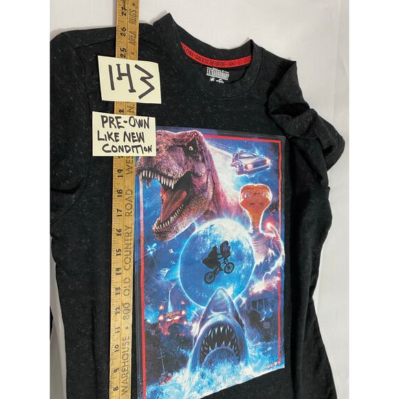 Universal Studios shirt men's Small ET Jaws Jurassic Park Back to the Future - Picture 4 of 14